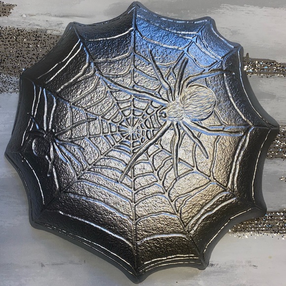 12.5 x 12.5 Glass Spider Web Trinket Platter Halloween Goth Home Decor - Picture 3 of 4